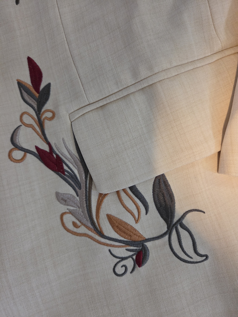 MANLY Embroidered Cream Blazer - Picture 3 of 5